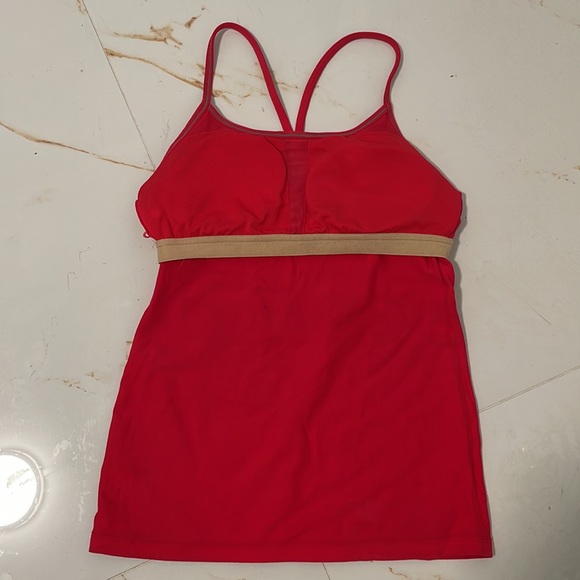 Lululemon tank - Picture 3 of 4